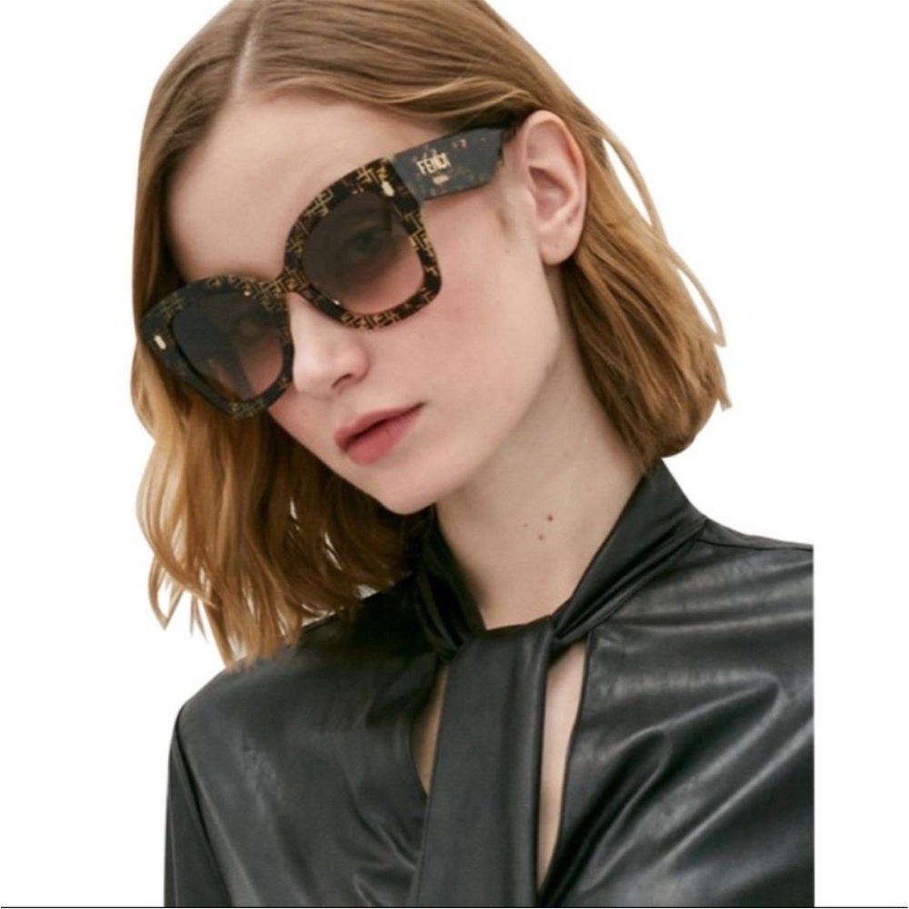 Fendi Black Oversized Sunglasses Fashion-Forward Design